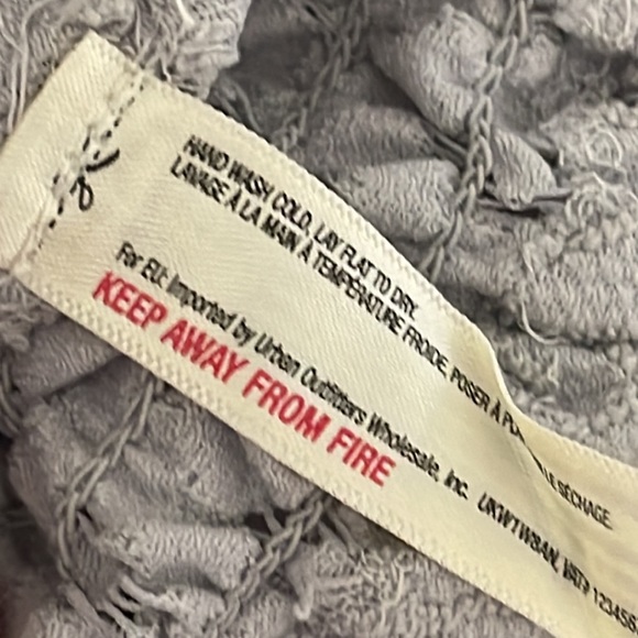 FREE PEOPLE FP One Adella Lace Bralette in light gray. Size large new with tags - Picture 13 of 15